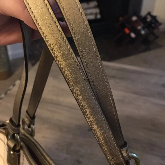 Multicolored Authentic Coach bag with strap and zipper - Picture 11 of 13